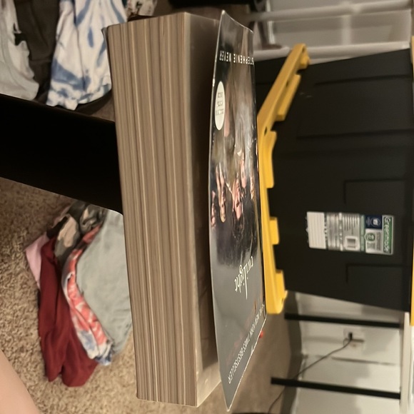 Twilight Paperback - Picture 4 of 4